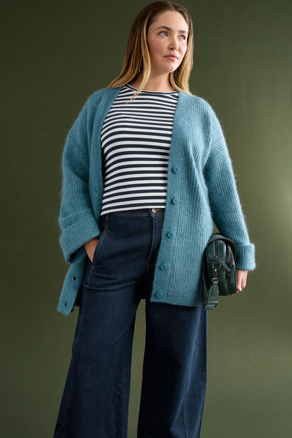 Aila Rib Lightweight Alpaca Merino Wool Long Line Cardigan Model Chanel Front | STONE BLUE