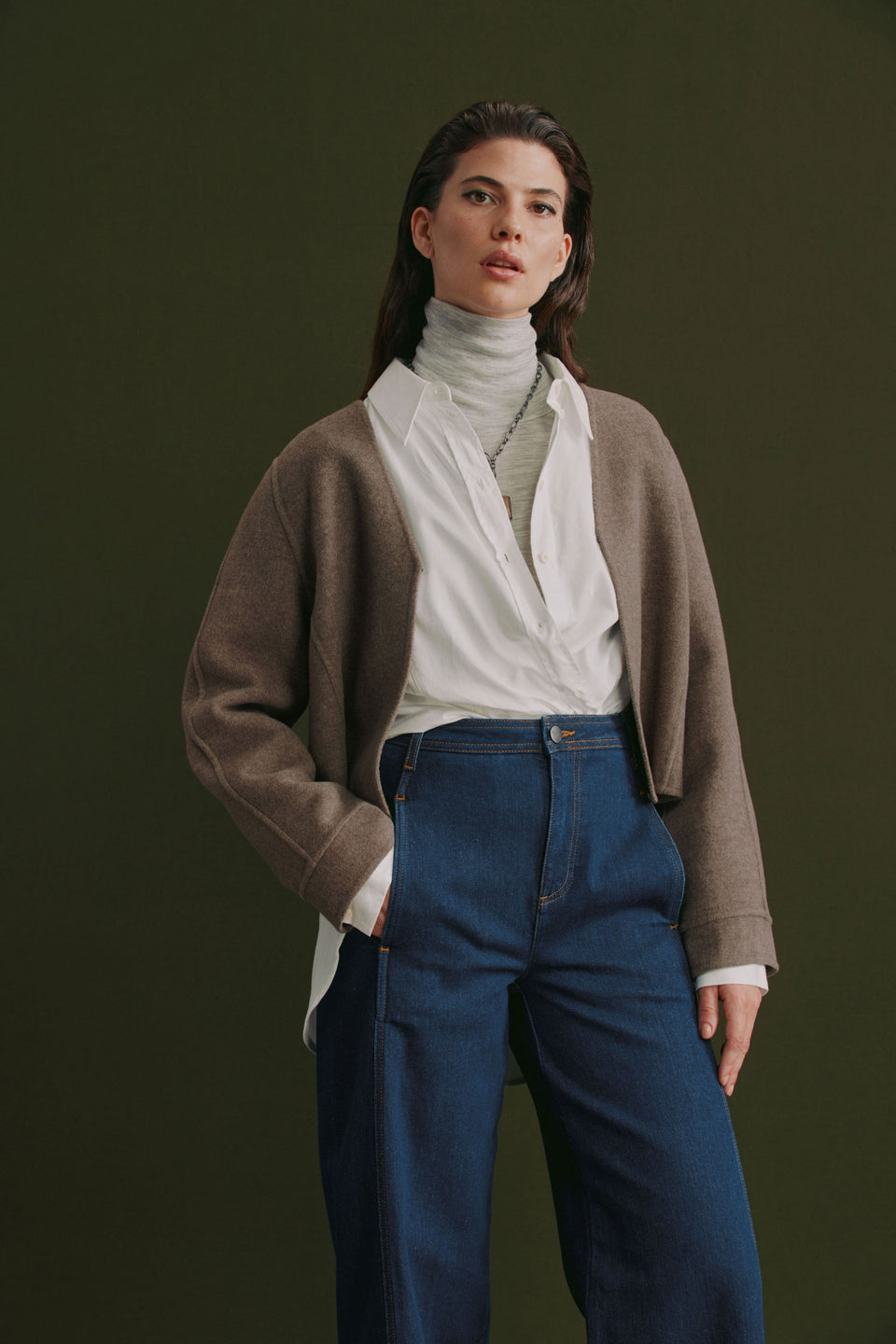 Sesa Cropped Wool Twill Jacket Model Front campaign 2 | LATTE