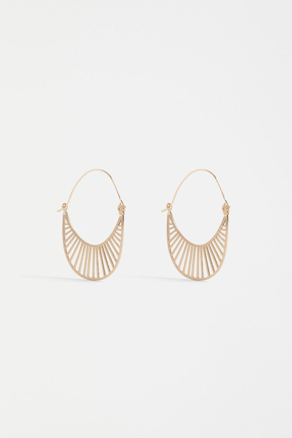 Solsken Small Oblong Sunray Cut-out Hoop Earring | GOLD
