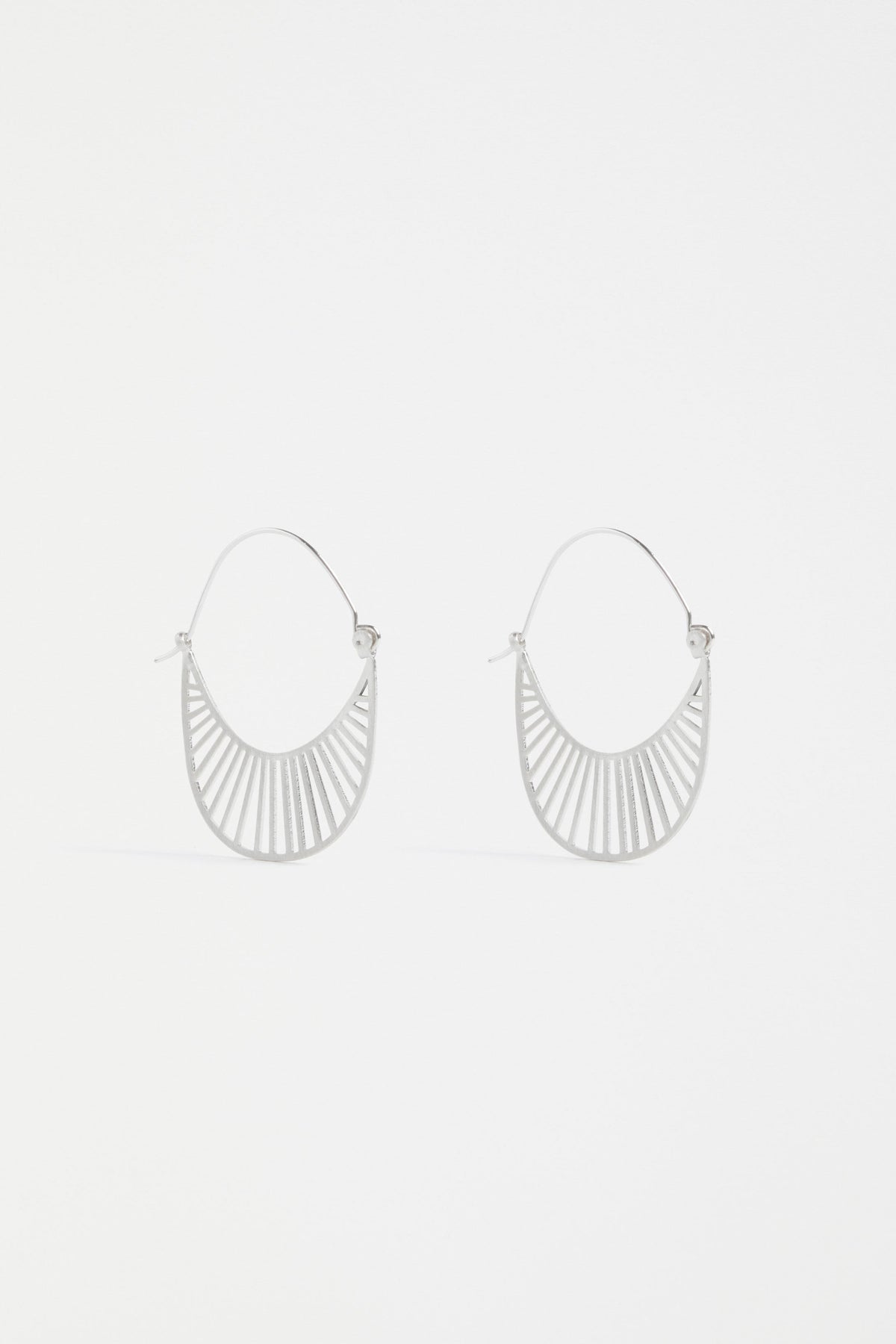 Solsken Small Oblong Sunray Cut-out Hoop Earring | SILVER