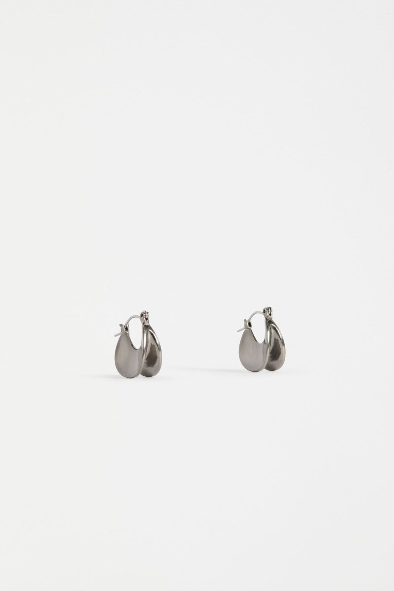 Apenn Small Hoop Earring | GUNMETAL