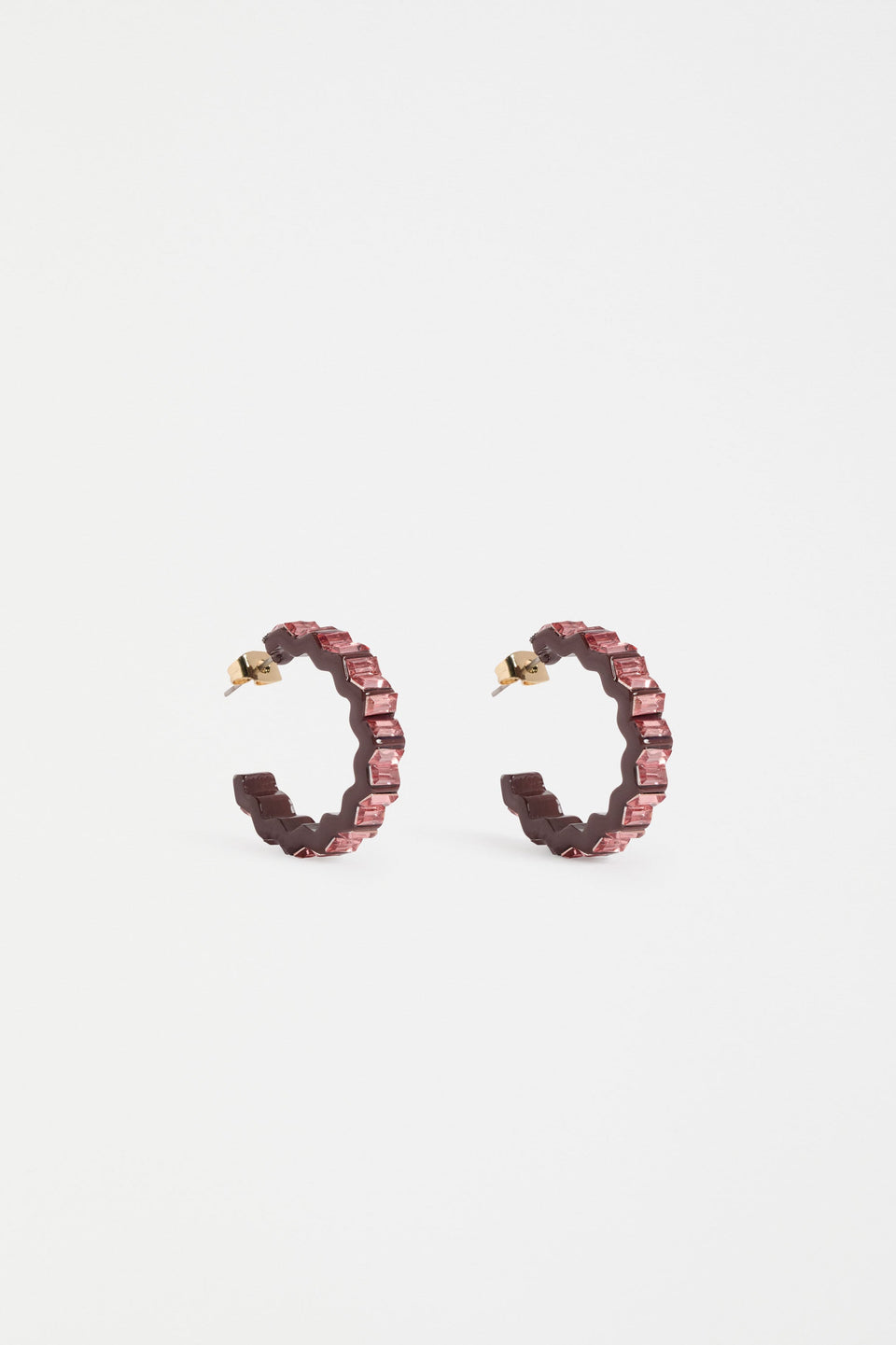 Jolle Mid Sized Zig Zag Coloured Enamel & Glass Stone Hoop Earring | ESPRESSO