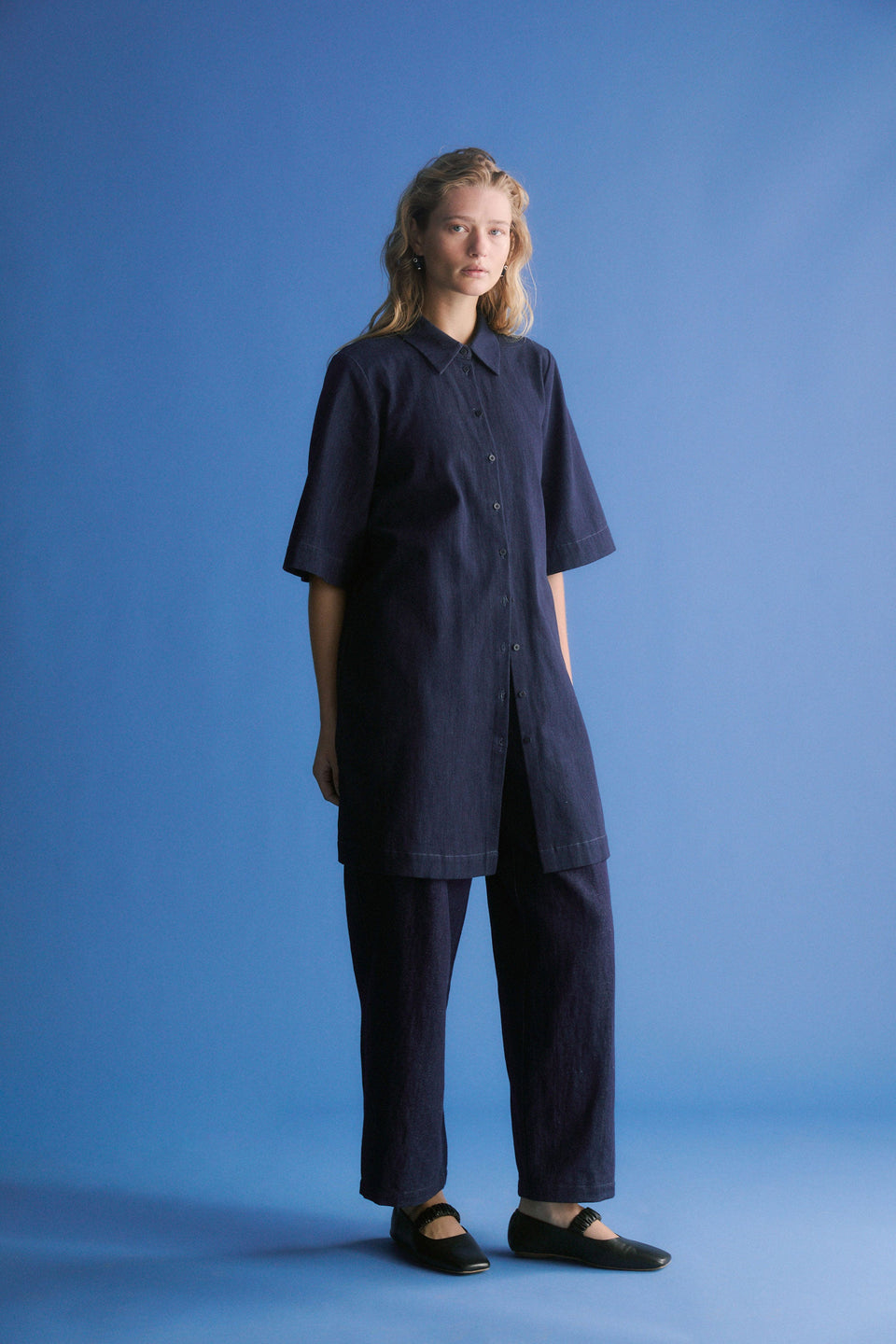 Dennem Boxy Short, Short Sleeve Denim Shirt Dress ELK Campaign Model Front over pants | DARK BLUE RINSE