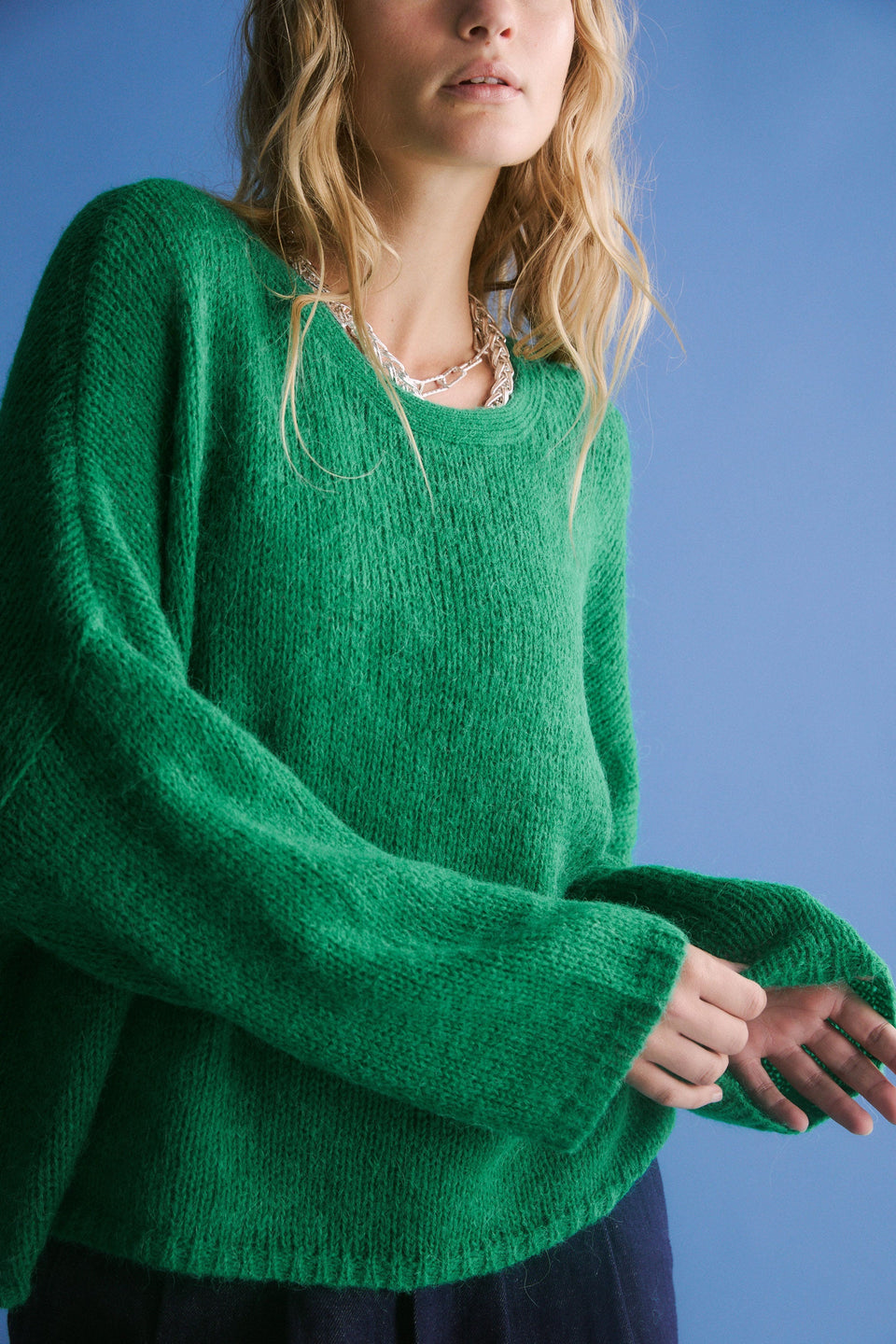 Agna Relaxed Box Fit Alpaca Yarn Knit Sweater Model Front detail Campaign | MILAN GREEN