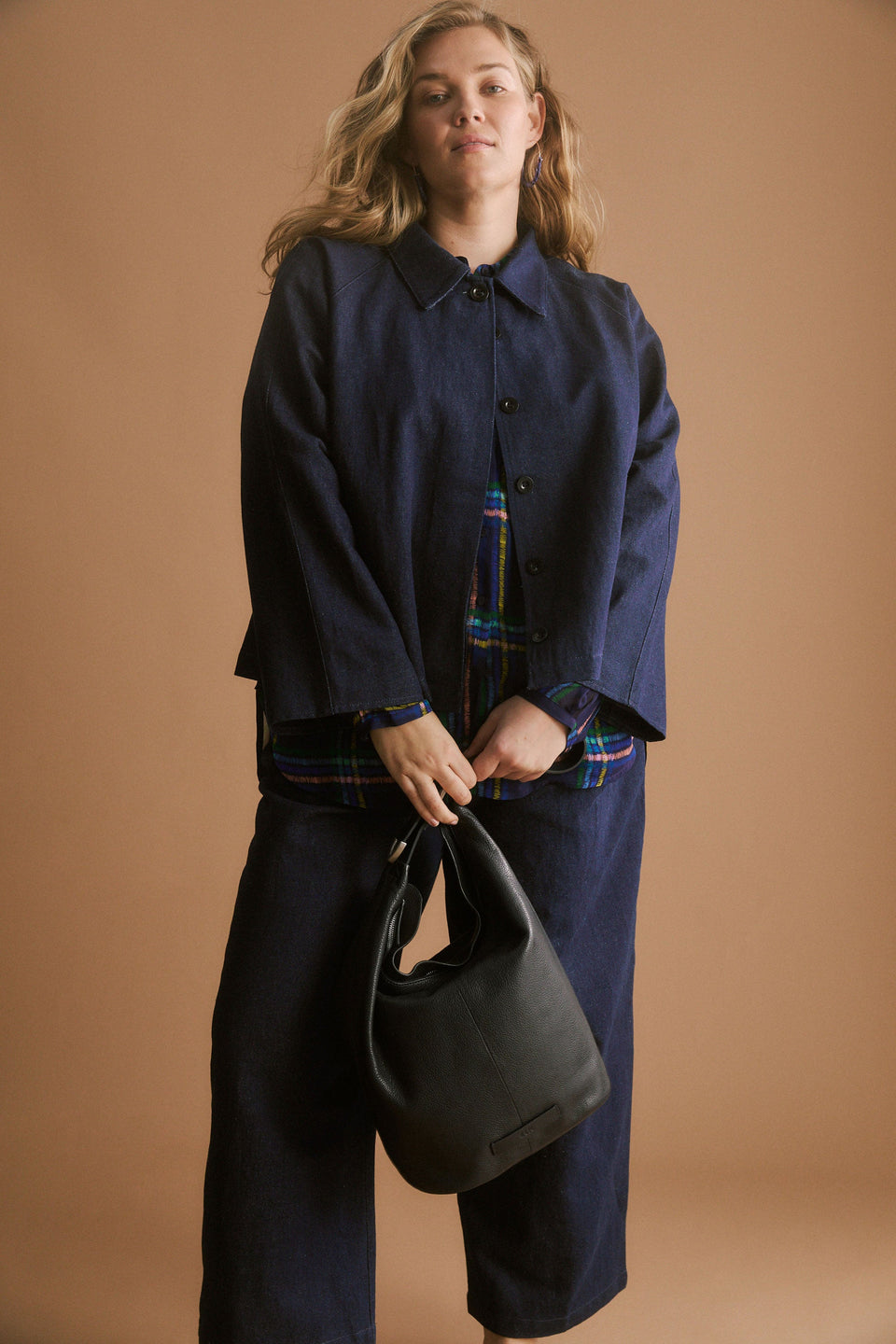 Decla Denim Jacket on Curve Model Detail | DARK BLUE WASH