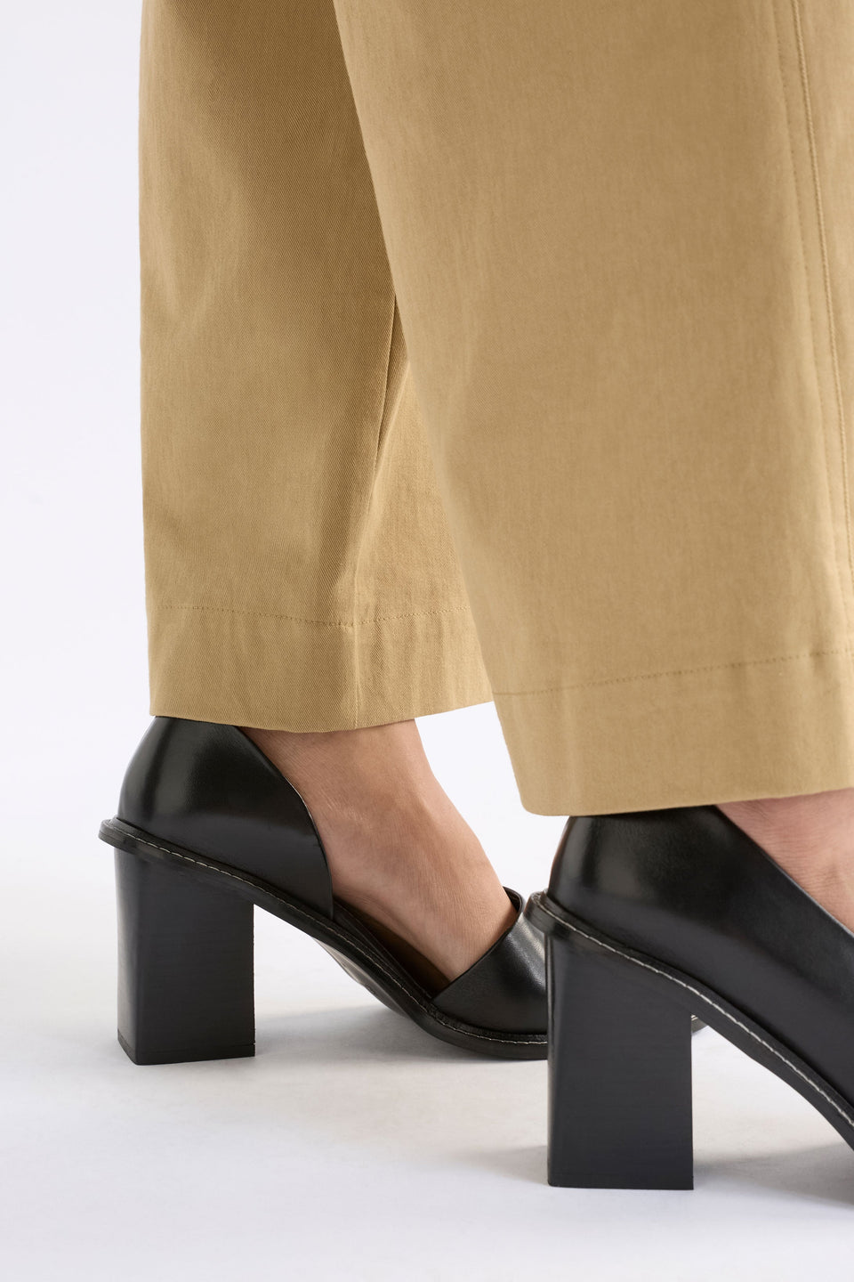 Sig Mule on model close up of cut out detail | BLACK