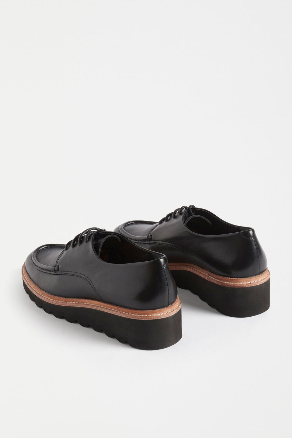 Brak Lace-up Chunky Sole Derby Model Angled Back | BLACK