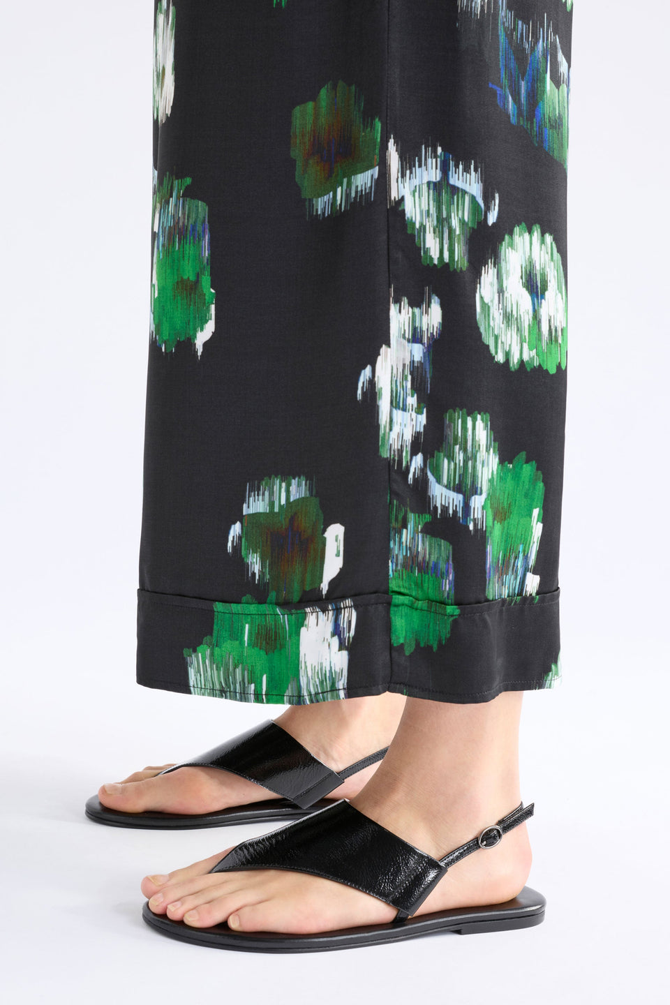 Trina Sandal Sandals - ELK | BLACK