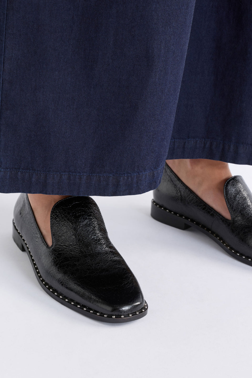 Alddra Loafer Flats - ELK | BLACK