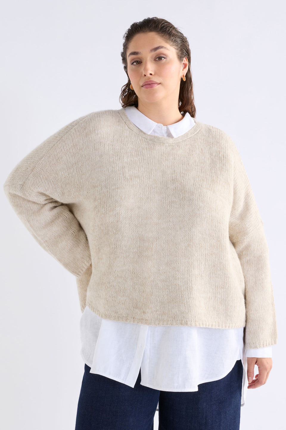 Agna Merino and Alpaca Wool Sweater Curve Model | ECRU