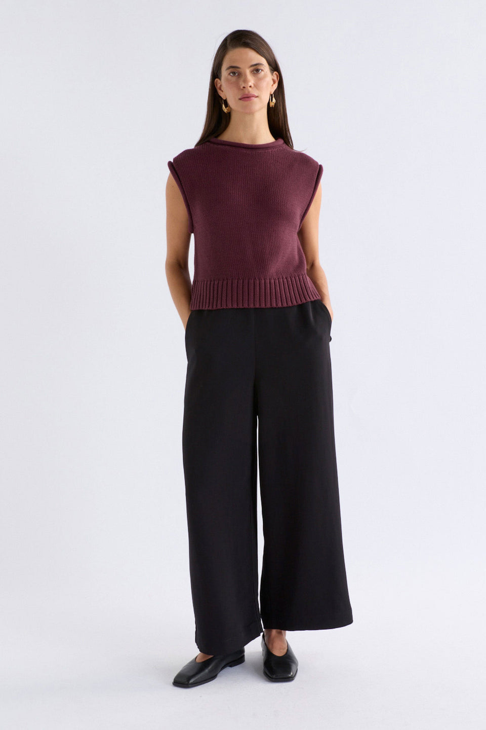 Lunel Organic Cotton Cap Sleeve Rolled Hem Cropped Vest Model Front | SHIRAZ