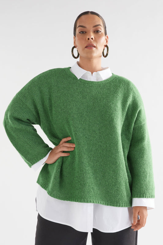 Osby Boxy Fit Alpaca Knit Sweater Curve Model Front | ALOE GREEN