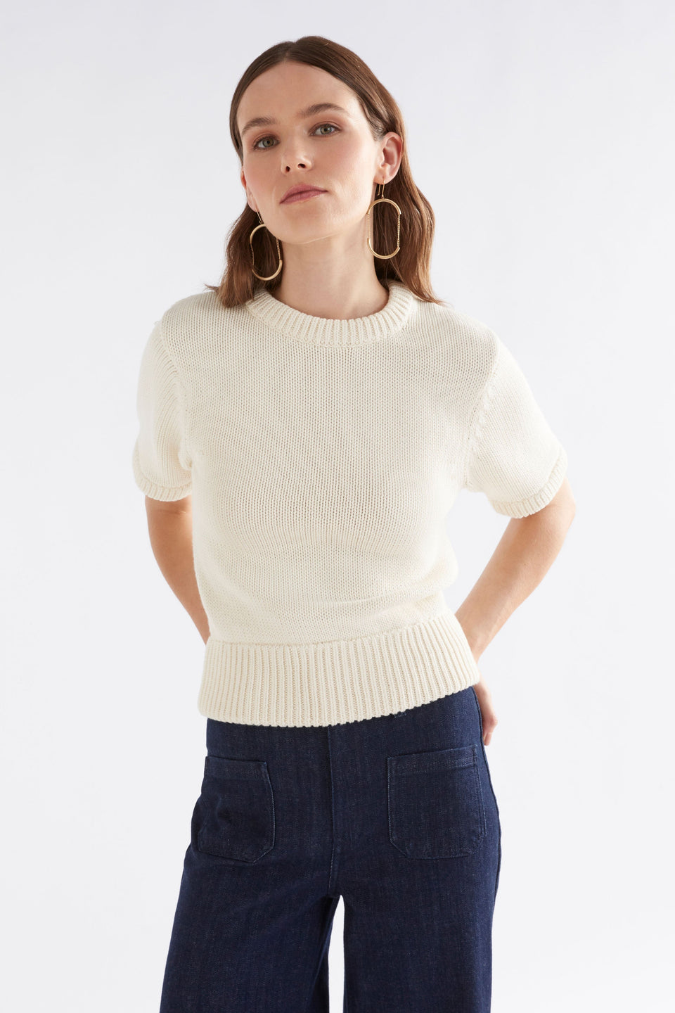 Luft Organic Cotton Chunky Tshirt Knit Top Model Front Jena | WHITE