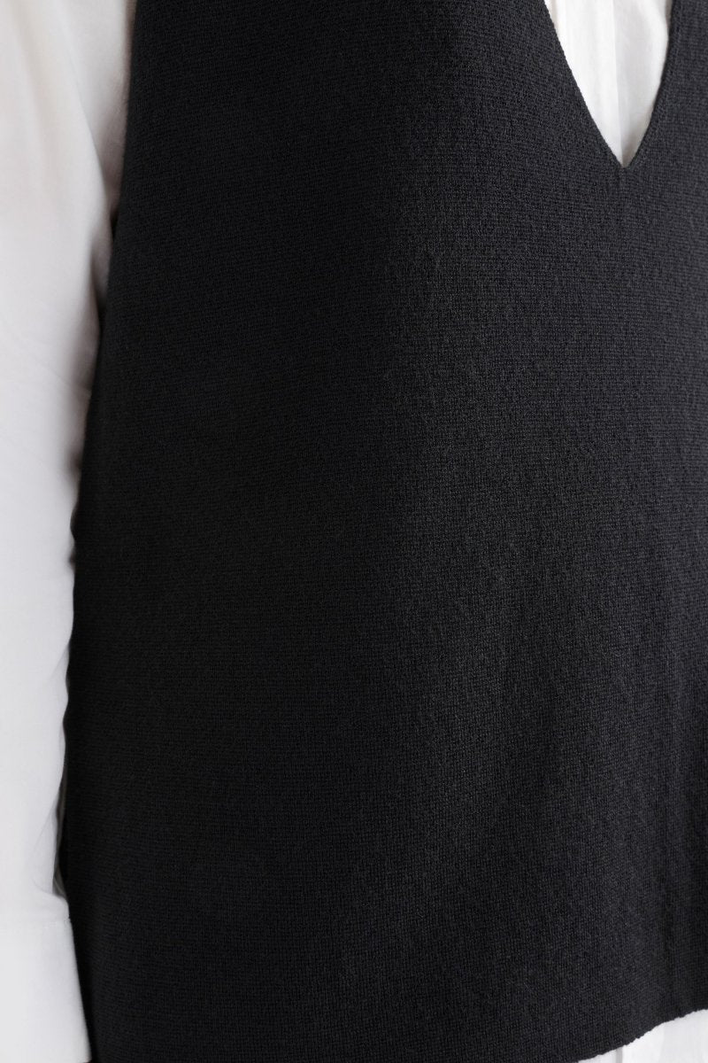 Alin Knit Vest Knitwear - ELK | BLACK