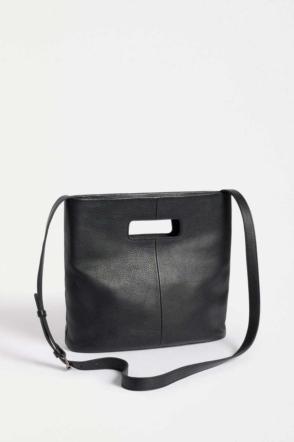 Vio Tote Flat Lay with strap detail | BLACK
