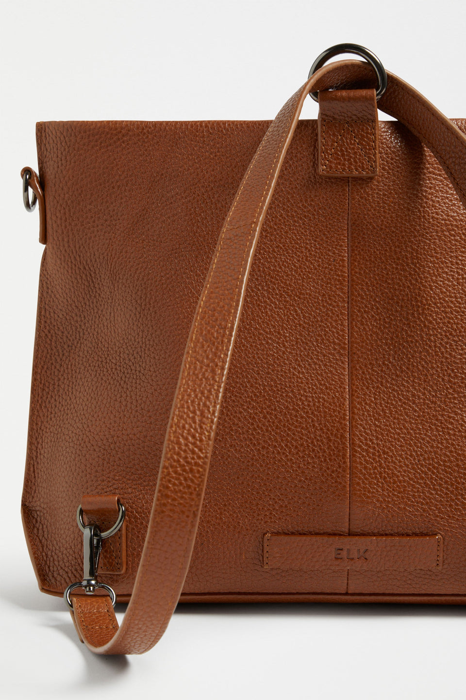 Nuoli Mini Leather Transformable Backpack to Crossbody Bag Backpack Detail | TAN