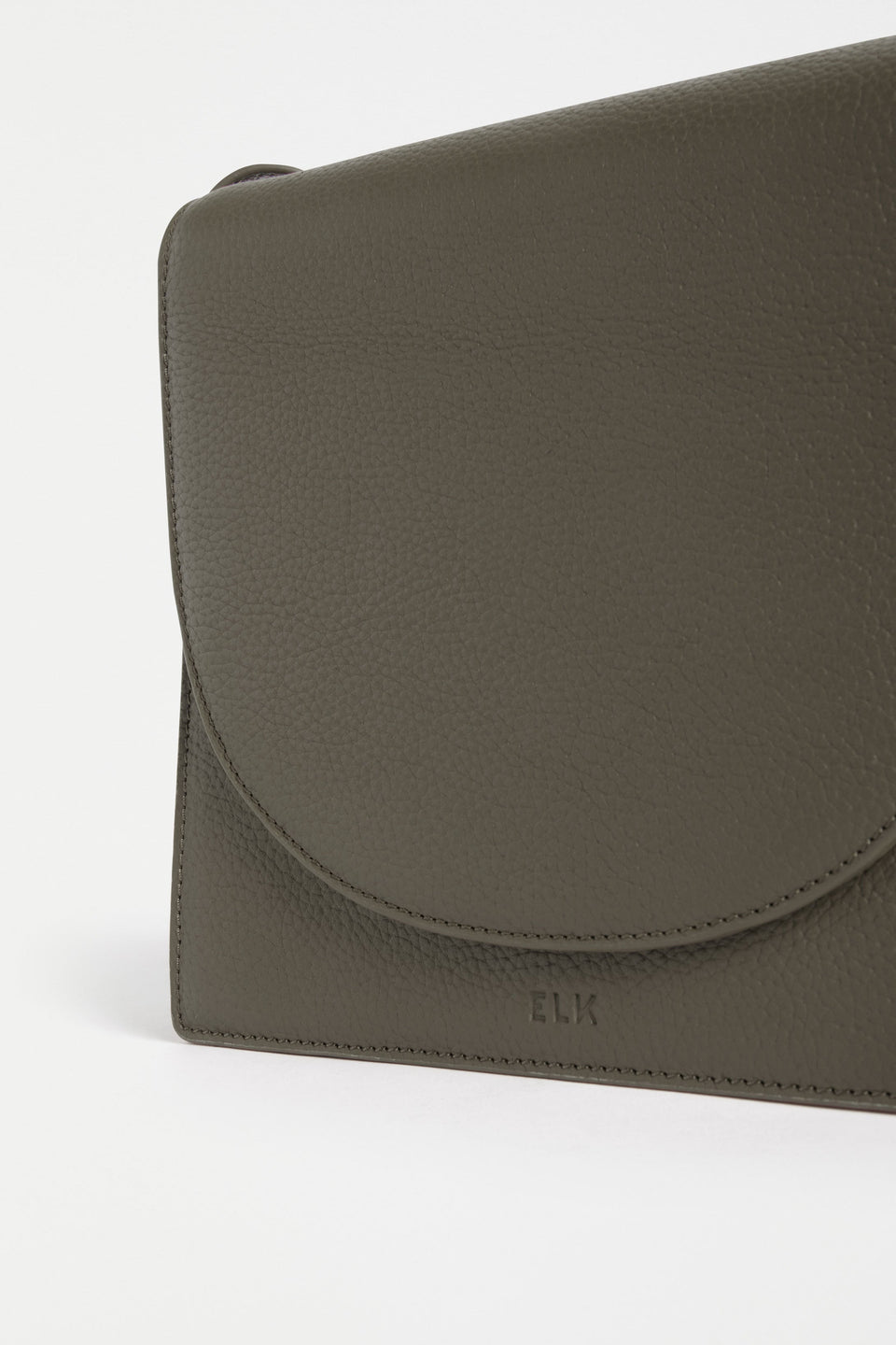 Sejer Structured Leather Crossbody Bag with Flap Closure Detail | OLIVE