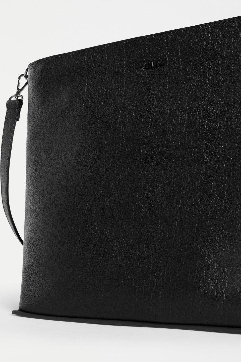 Olin Mid Sized Leather Shoulder Bag Detail | BLACK