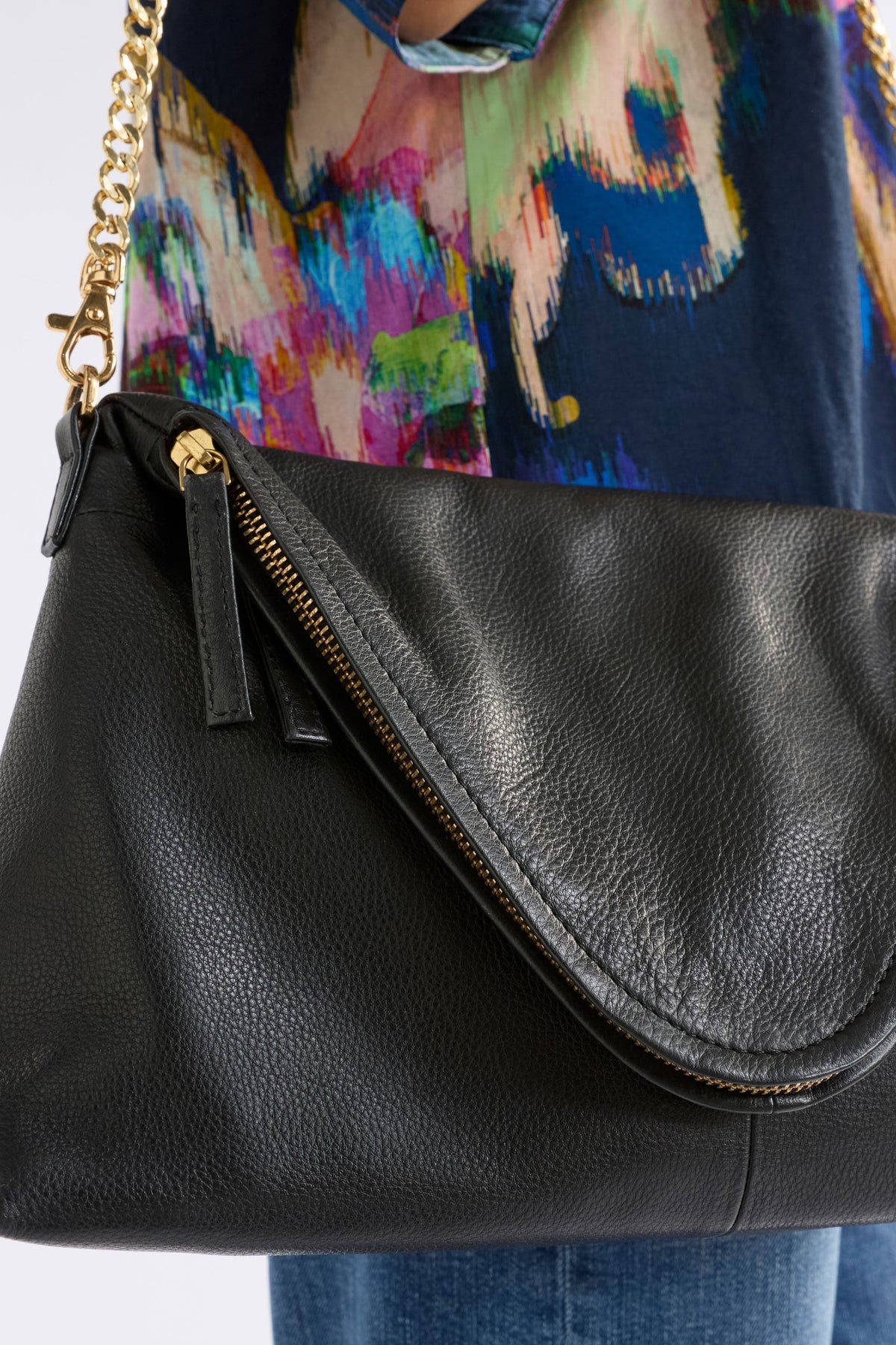 Dreii Crossbody on model close up detail of zip | BLACK