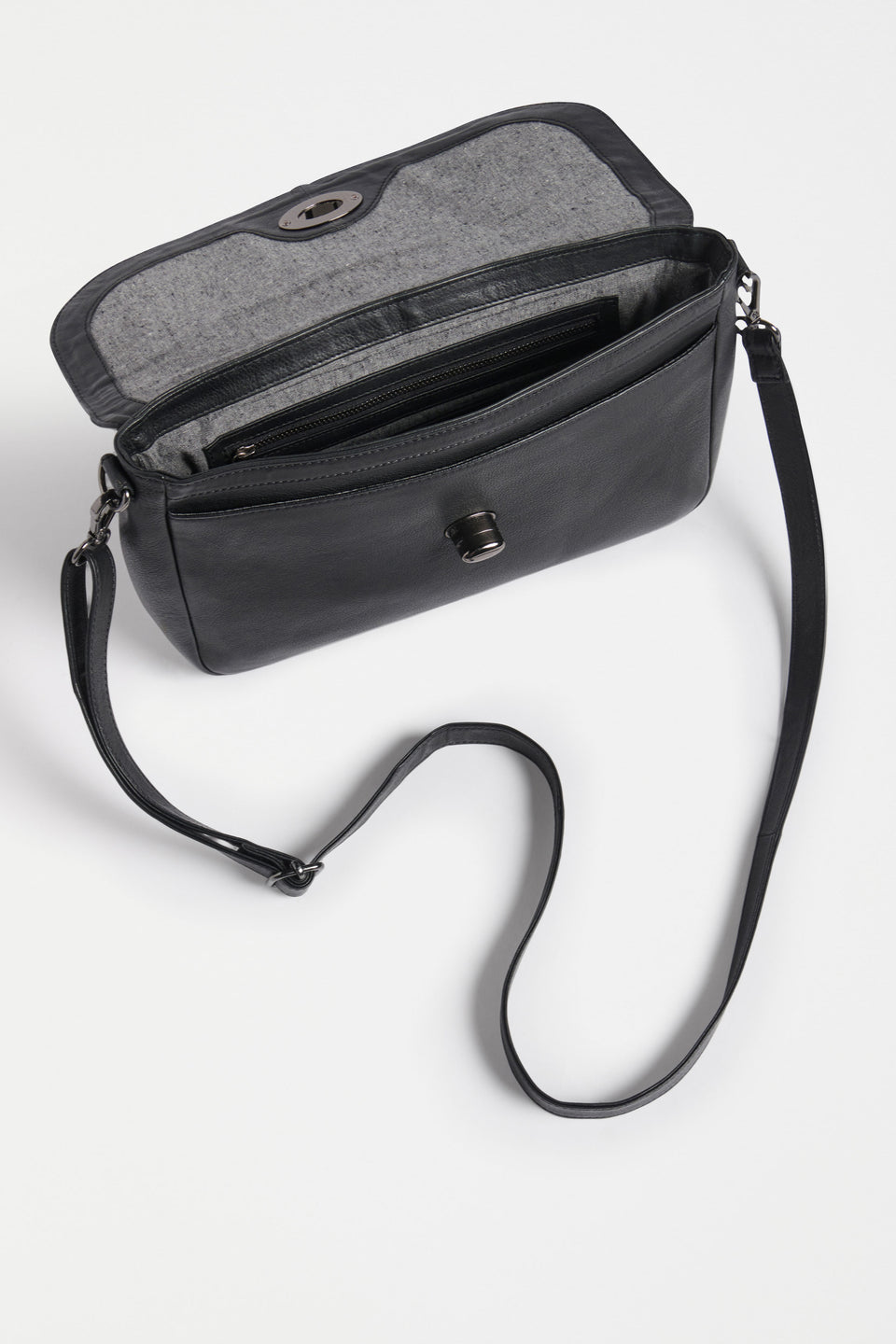 Unden Crossbody Bag Flat Lay | BLACK