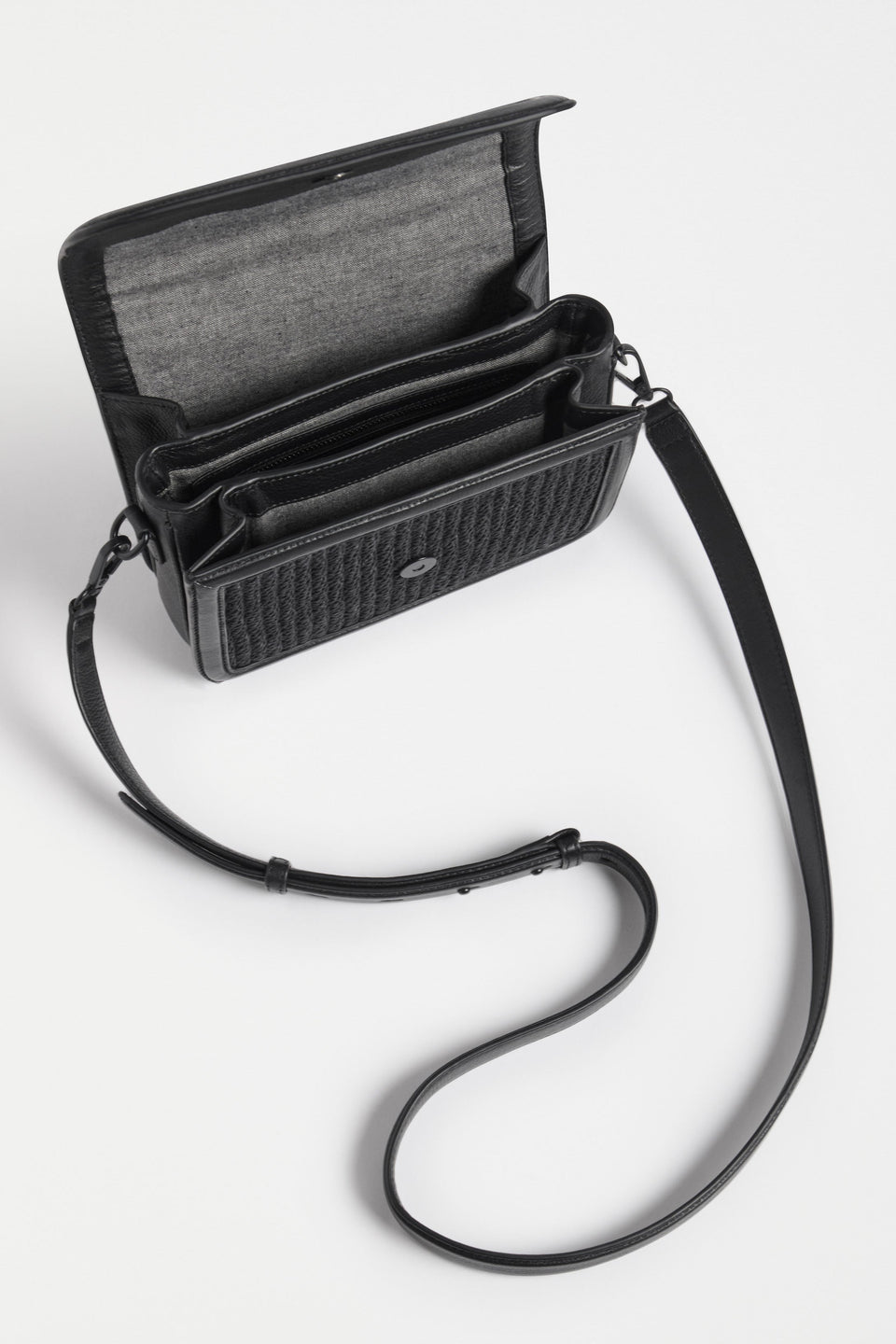 Ralffa Crossbody Flat Lay open bag with inside pockets | BLACK