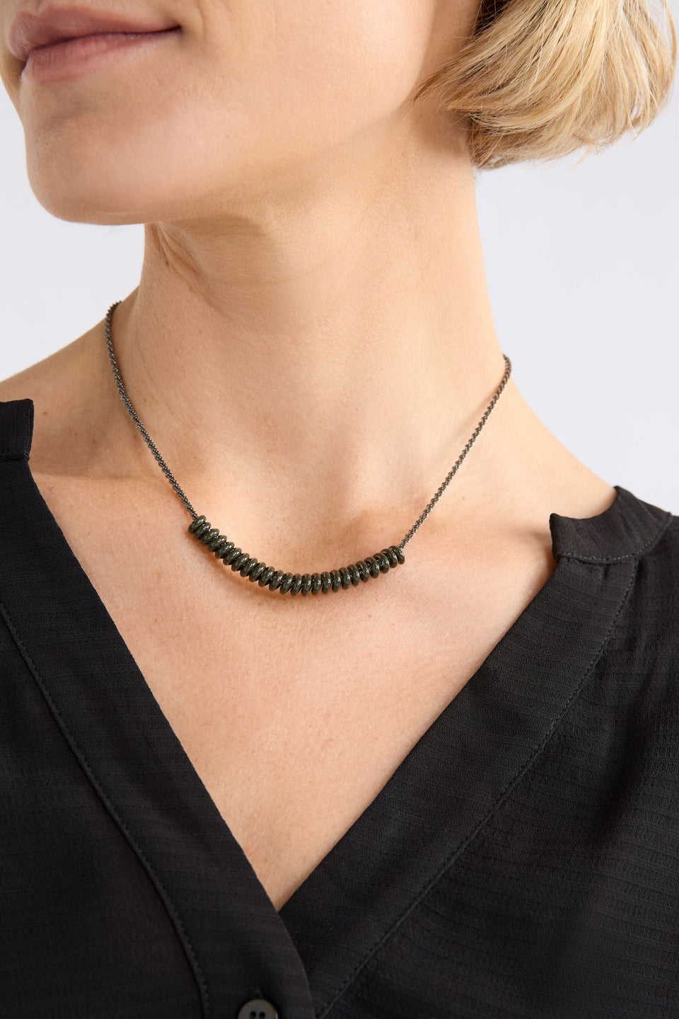 Vrid Fine Chain and Coloured Coil Pendant Necklace Crop | DARK OLIVE
