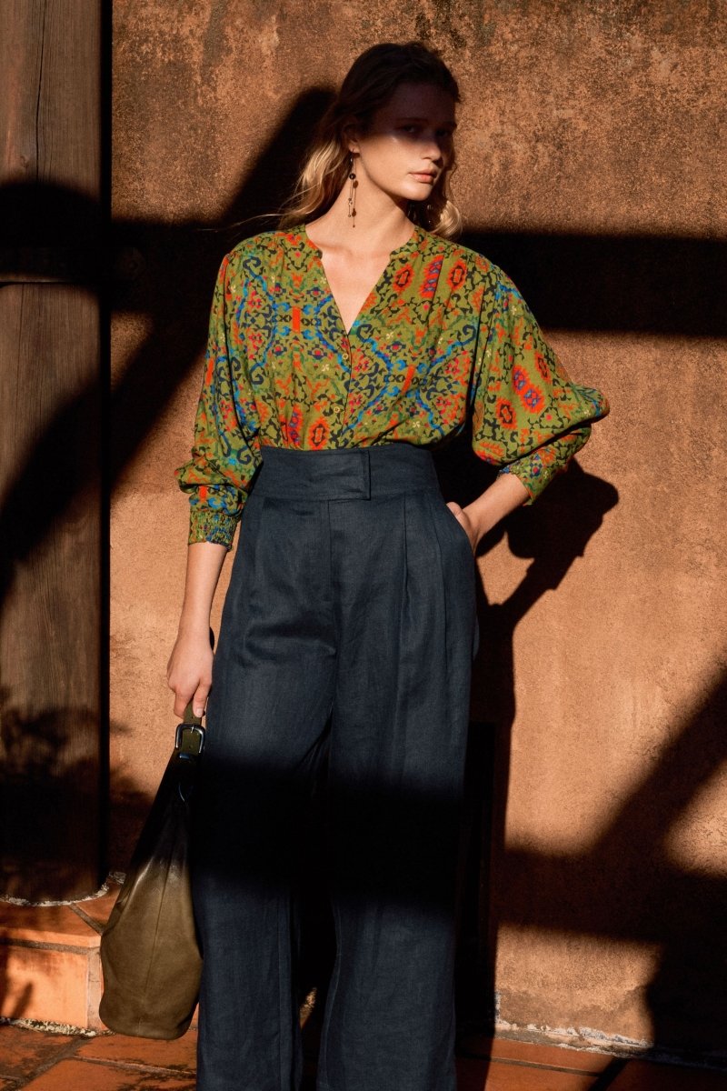 Norsk Long Sleeve Gathered Shoulder V-Neck Print Shirt Campaign Model Front | RENDA PRINT