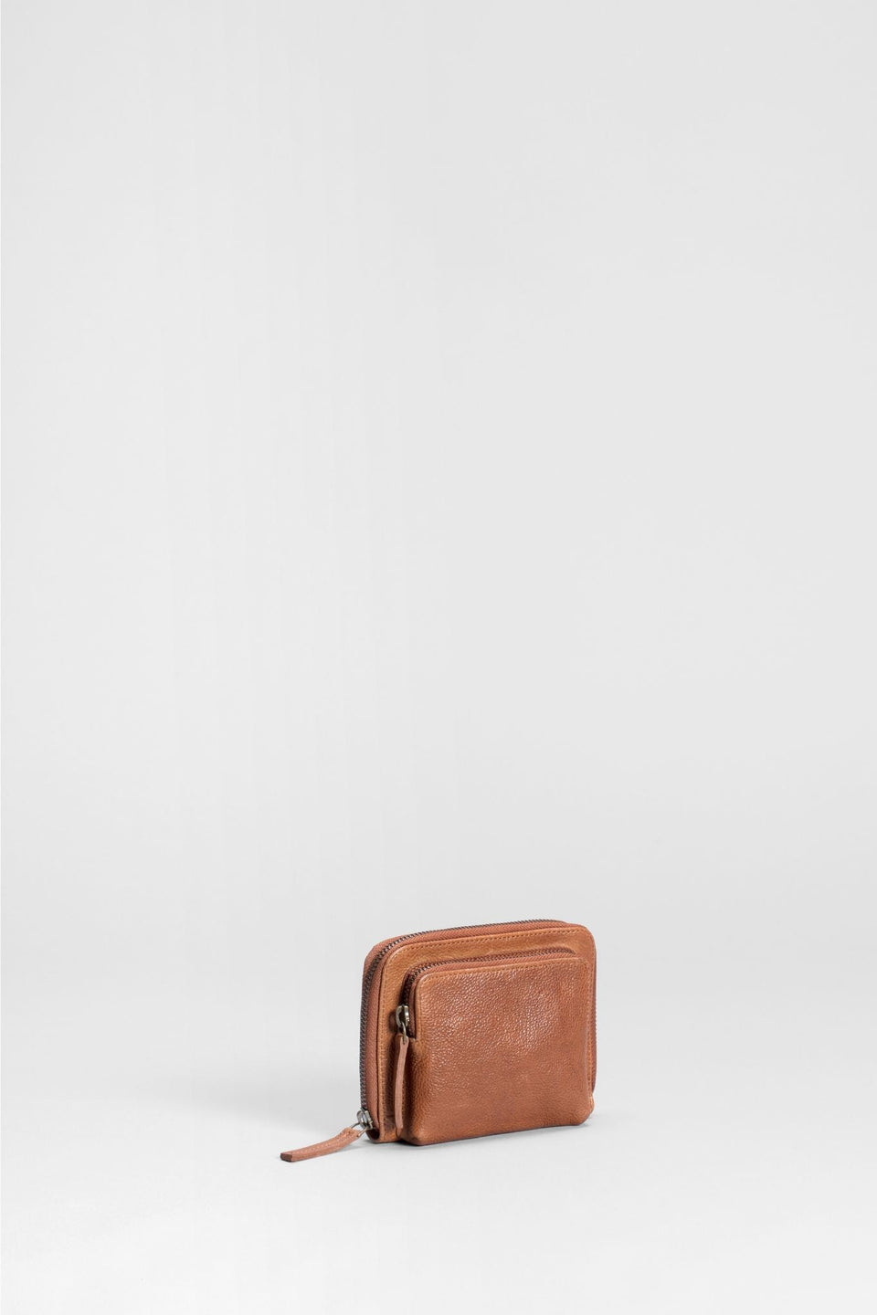 Innset Soft Cow Leather Purse Wallet Front | Tan