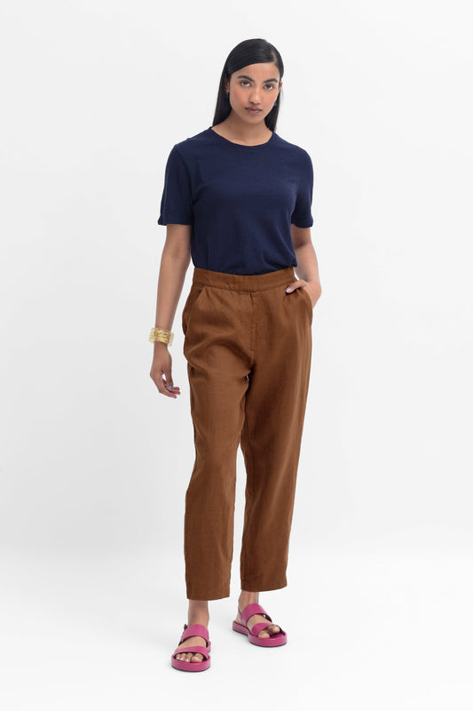 Fiene French Linen Tapered Pant Model Front | BRONZE BROWN