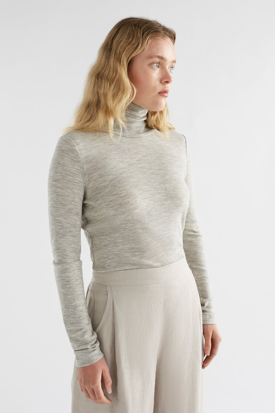 Merino Lightweight Long Sleeve Skivvy Model Angled Front | GREY