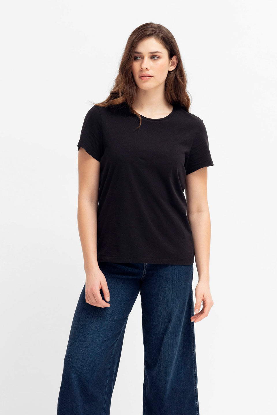 Henning Organic Cotton Tee Model Front | BLACK
