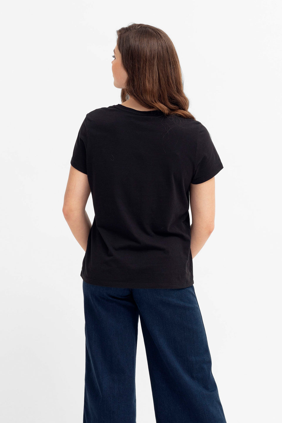 Henning Organic Cotton Tee Model Back | BLACK
