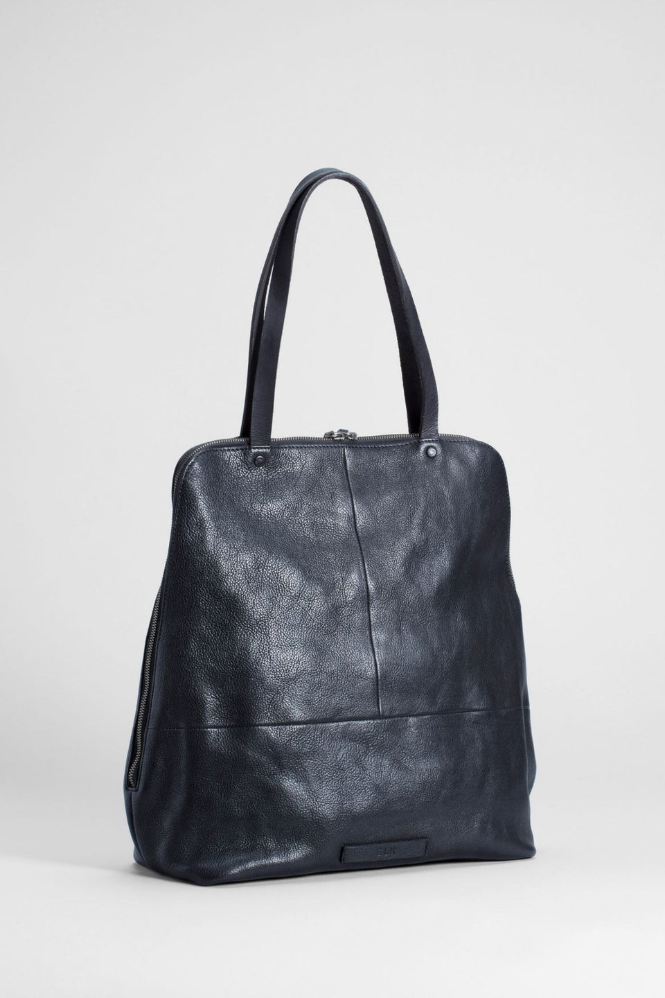 Arien Zip Up Leather Carry-All Bag Back | Black