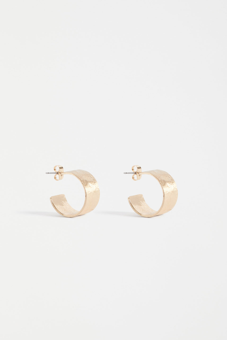 Gild Hammered Brass Hoop Earring | GOLD