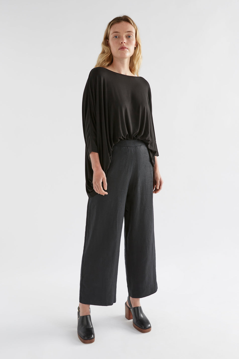 Wide Stretch Classic Jersey Top Model Front Full Body Bella | Black