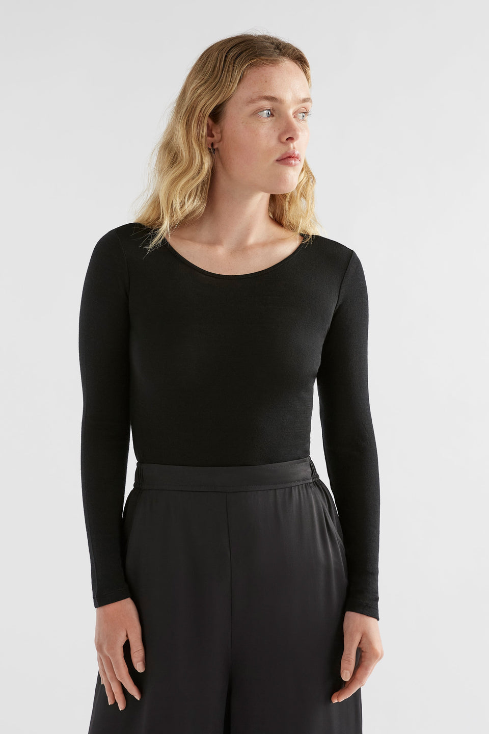 Merino Wool Long Sleeve Skin Top Model Bella Front | BLACK