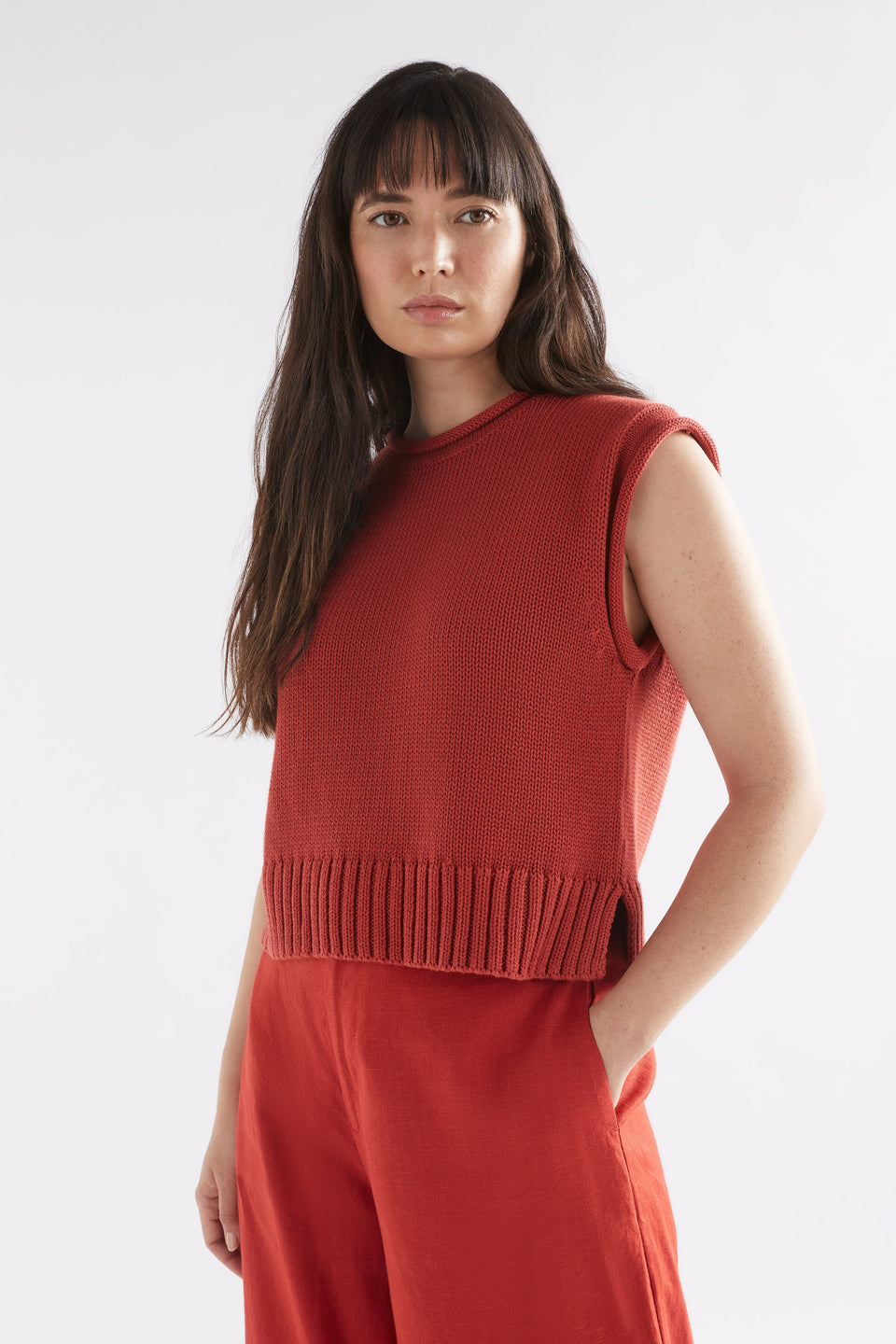 Lunel Organic Cotton Cap Sleeve Rolled Hem Cropped Vest Model Angled Front | SANGRIA