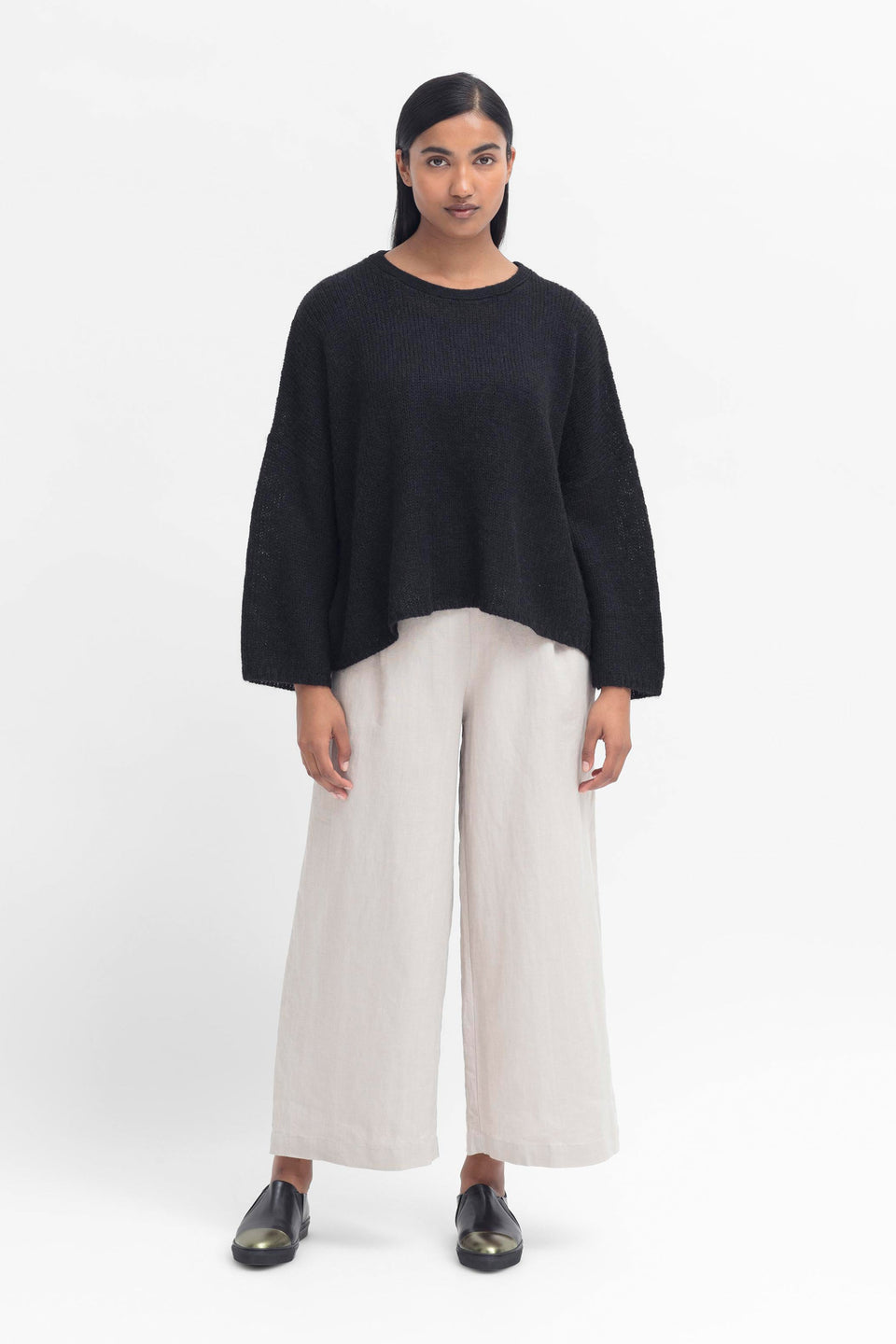 Anga Relaxed Box Fit Alpaca Yarn Knit Sweater Front full length | Black