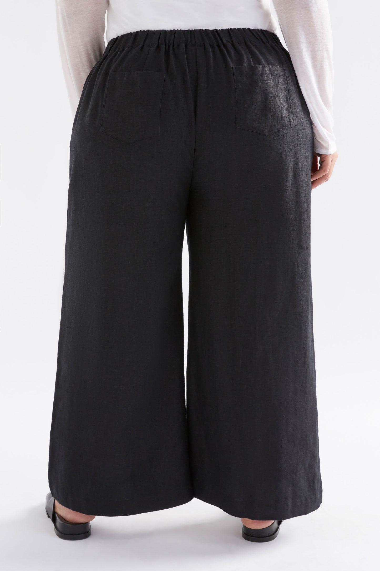 Ilona Wide Leg Linen Pant Model Back Crop Curve | BLACK