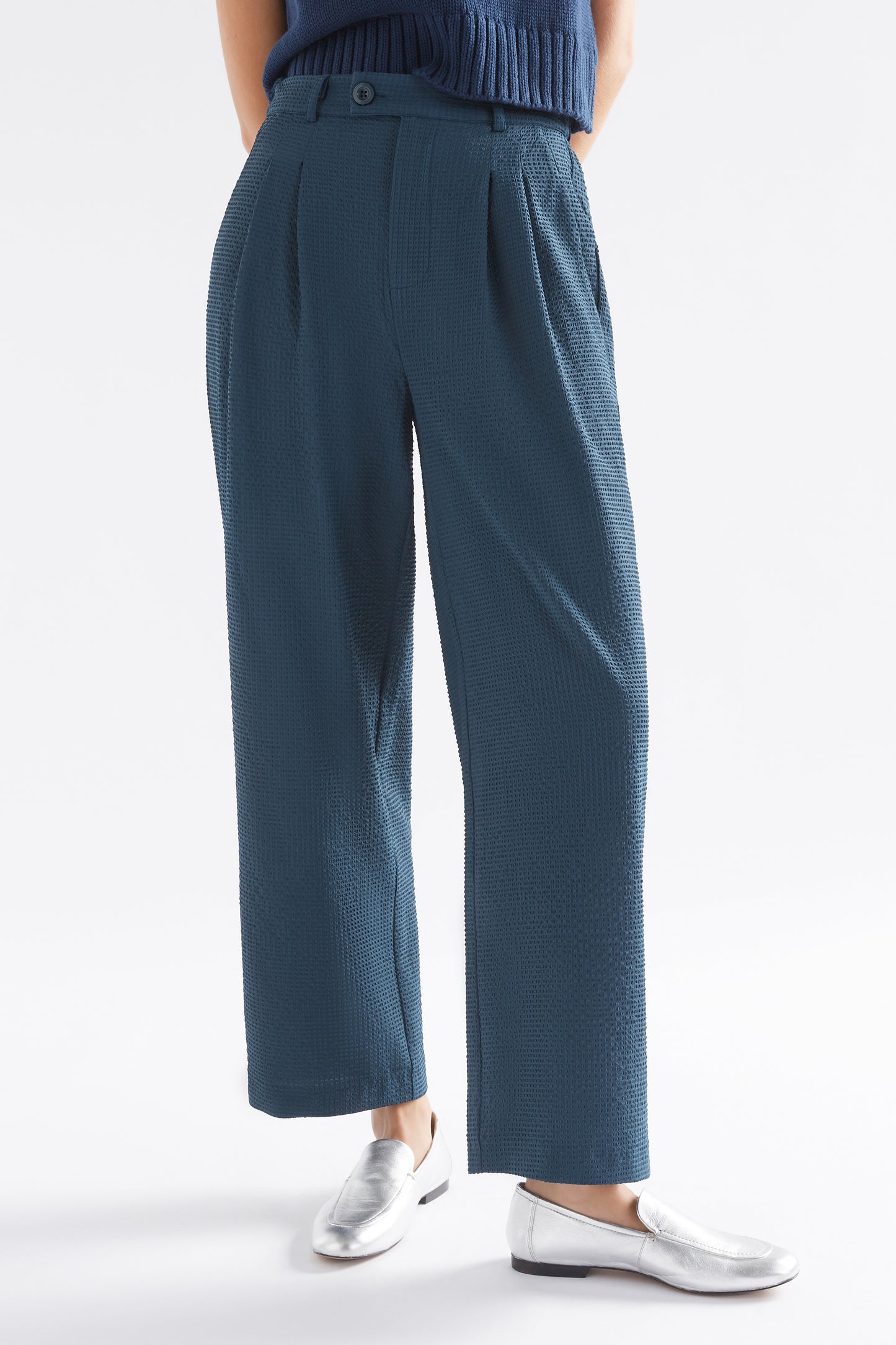 Deor Front Pleat Straight Leg Textured Pant Model Front cropped | DEEP SEA BLUE 