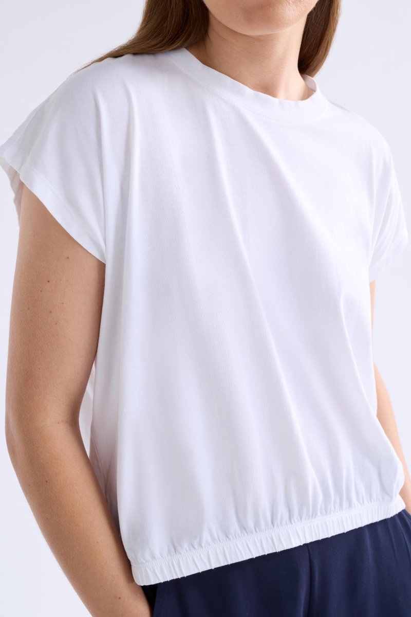 Kruis Organic Cotton Jersey Cropped Elastic Hem Semi Cropped Tee Model Front | WHITE