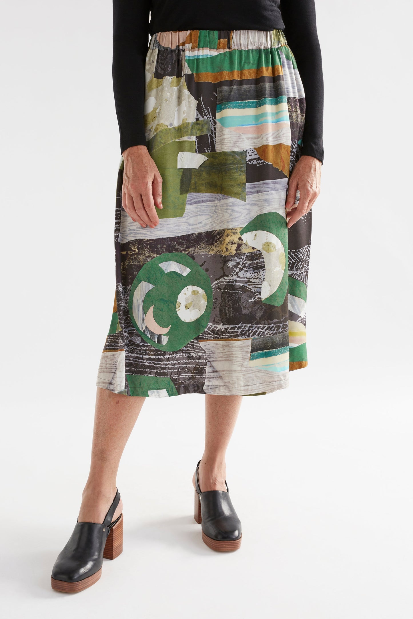 Lenne Midi Print Pull-On Skirt Model Front | LUNA PRINT