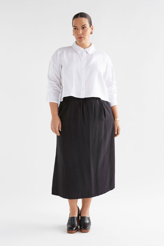 Allt Elastic Waist Gathered Midi Skirt Model Front Curve | BLACK