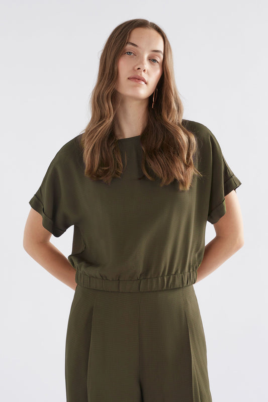 Parq Textured Cropped Elastic Hem Top Model Front | SEAWEED