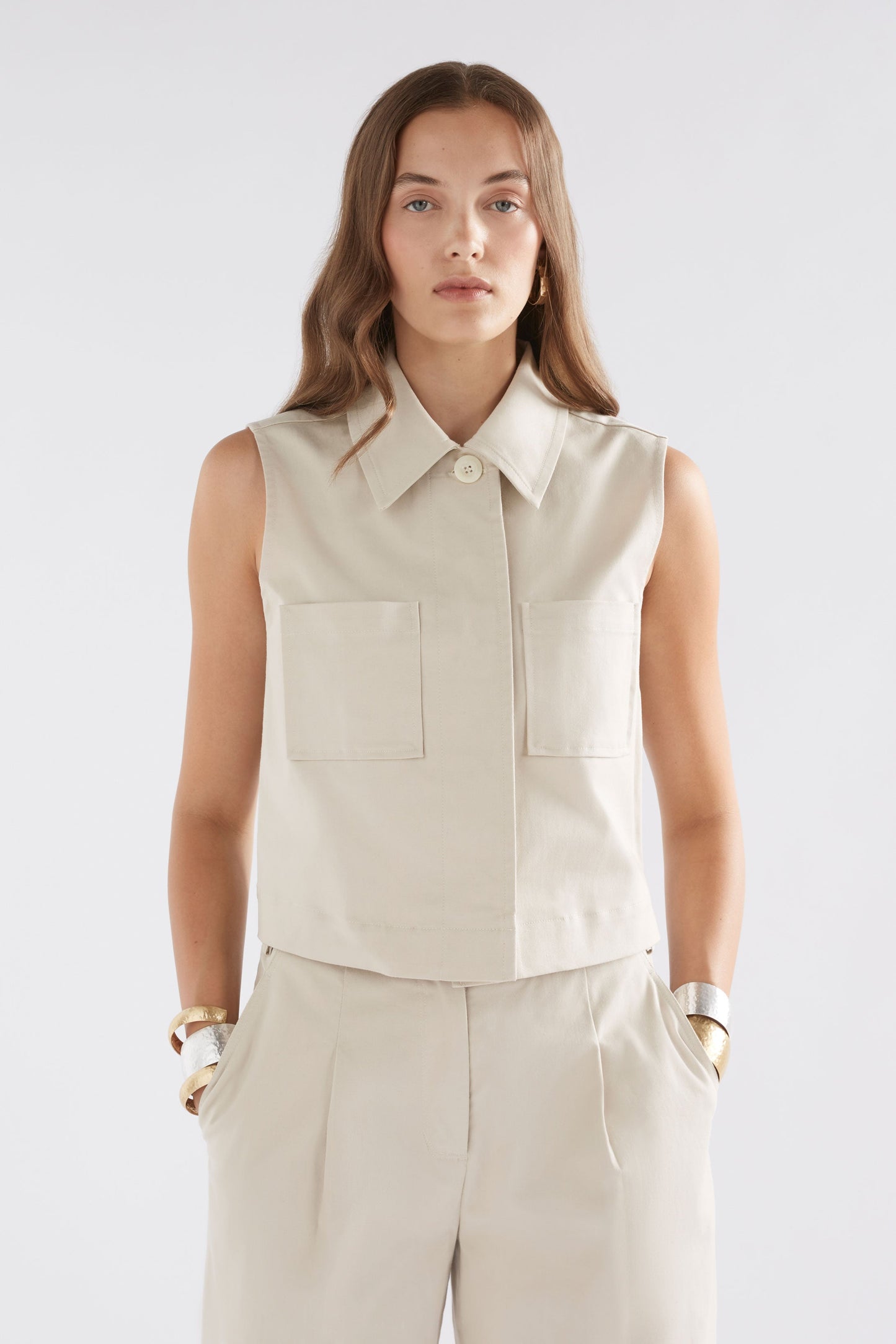 Noorden Twill Collared Button Up Sleeveless Vest Model Front | MOONSTONE