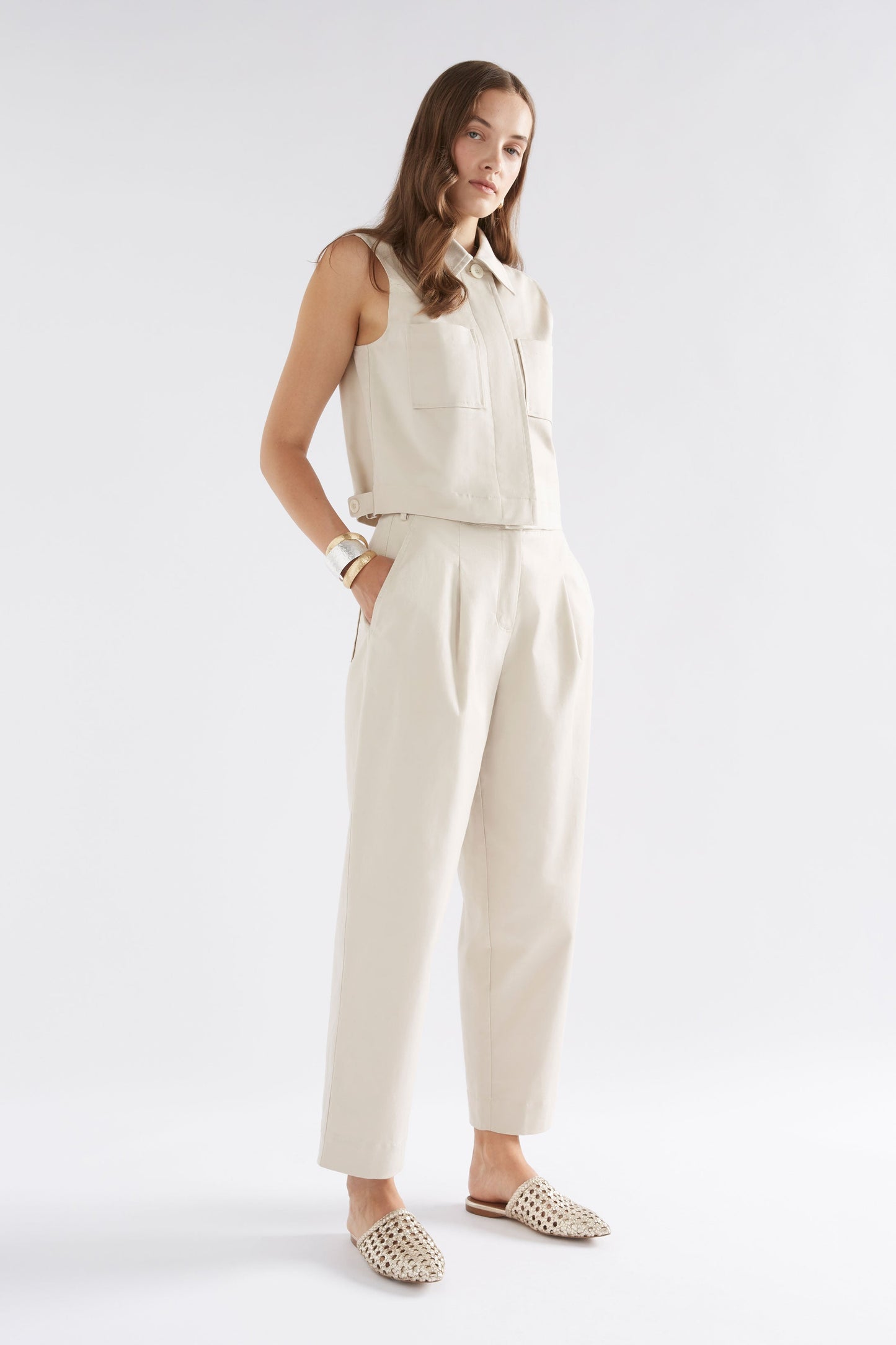 Noorden Organic Cotton-Tencel Pleat Front Pant Model Side Full Body | MOONSTONE