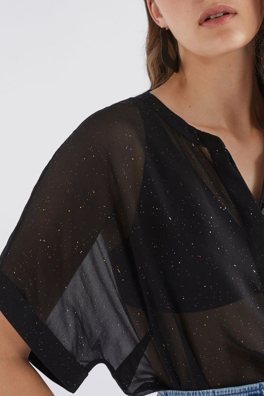 Gille Glitter Fleck Collarless Short Sleeve Shirt Model Detail | BLACK MULTI GLITTER