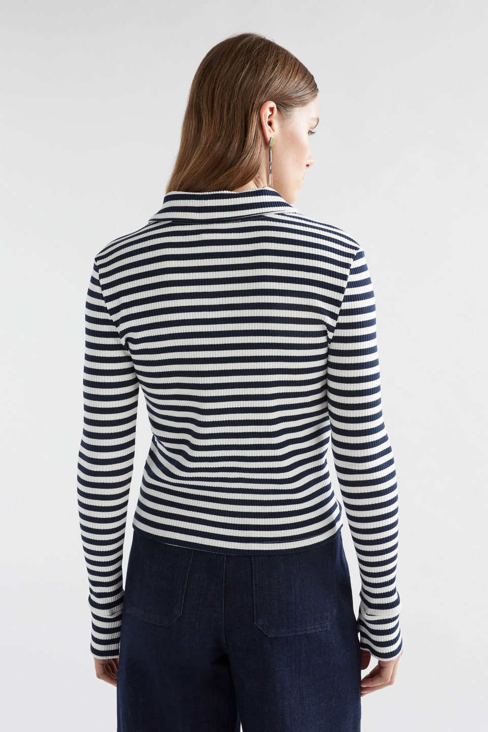 Kullan Fitted Ribbed Striped Button Up Shirt Model Back | WHITE INK STRIPE