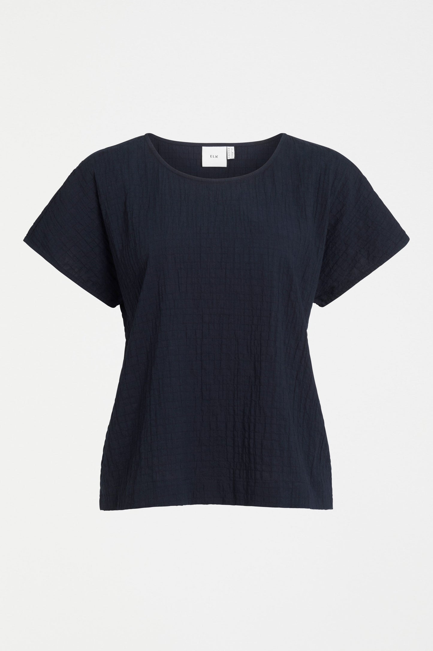 Huvet Organic Cotton Crinkle Texture Short Sleeve Top Model Front | NEW NAVY