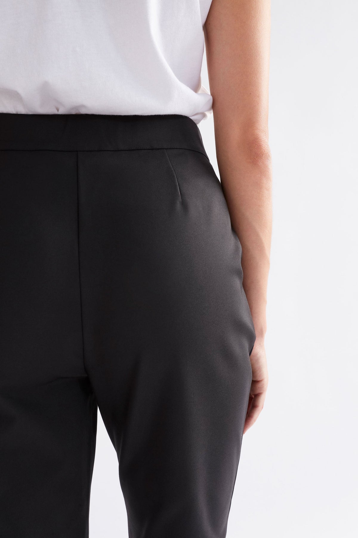 Sorell Organic Cotton Stretch Slim Leg Pant Model Back Detail | BLACK